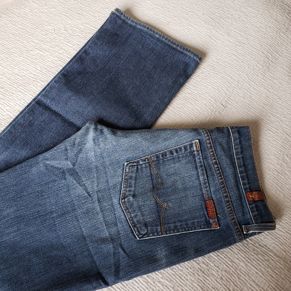 7 Seven For All Mankind Boycut Size 31 L31